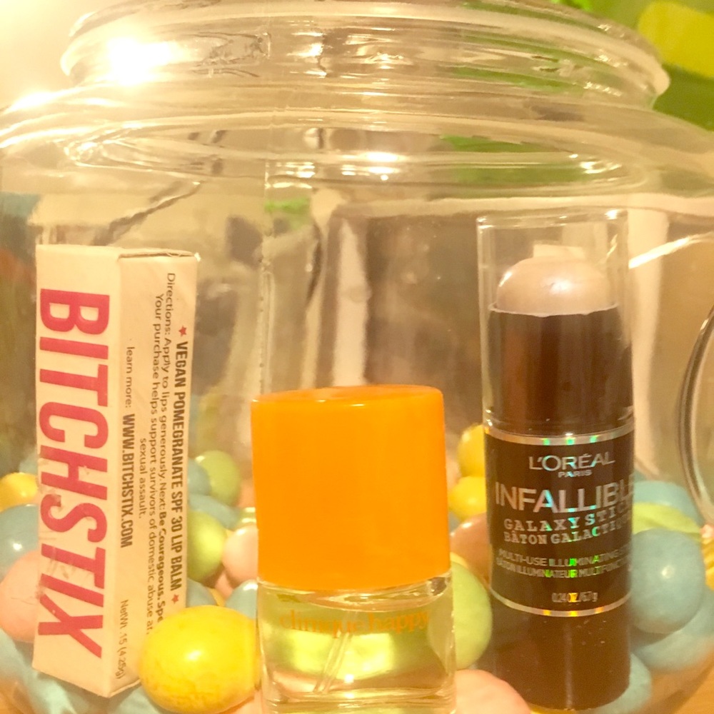 FREE GIFT WITH PURCHASE!!!